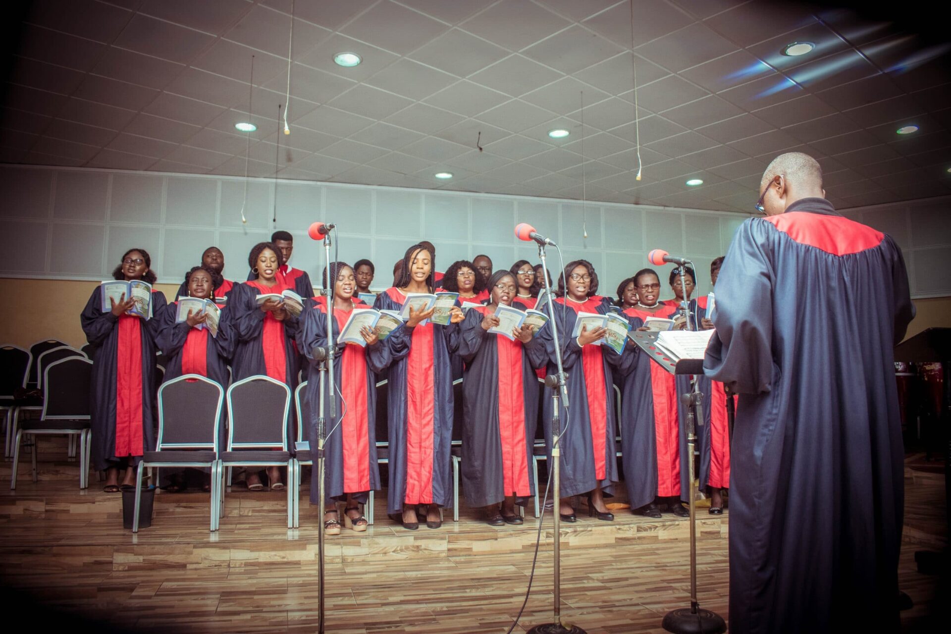Tuesday Gospel Mass Tour in New York
