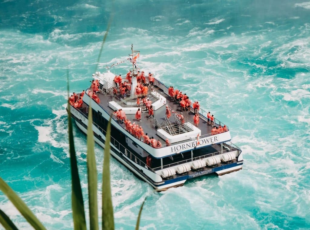 Tour Niagara Falls, Toronto, Washington & Philadelphia from New York: 5 Days