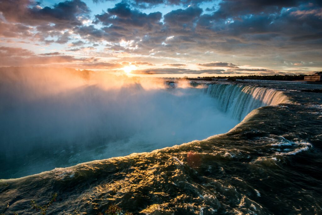Niagara Falls Tour from New York: 2 Days