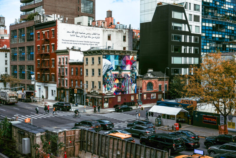 Tolerance, 10th Avenue e West 18th Street, 
